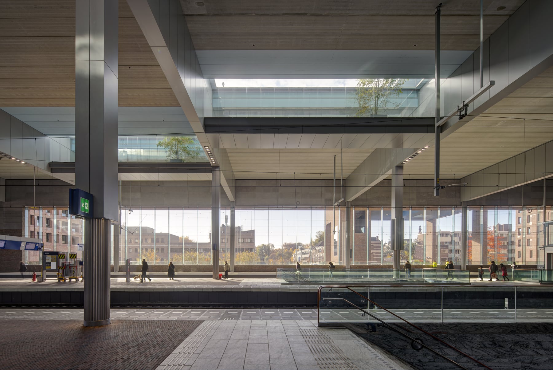 Artikel OV Terminal Breda interieur perrons foto